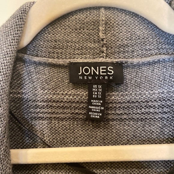 Jones of New York Grey Check Waterfall Jacket. - Picture 3 of 9
